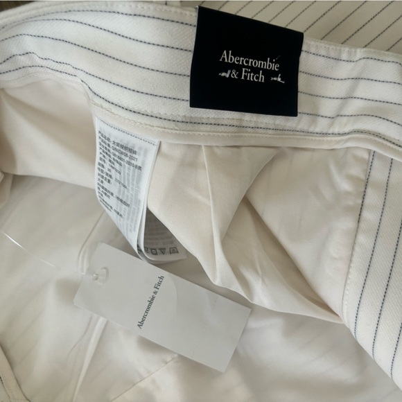 Abercrombie & Fitch Curve Love Ultra High White Stripe Shorts Womens size 20 NWT - Picture 9 of 9